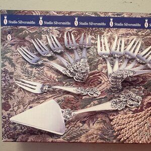 Studio Silversmiths Silver Plated 13 Piece Cake Server Set - New